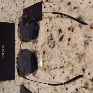 Prada | Accessories | Prada Woman Sunglasses Spr 2 Us Made  display picture 1